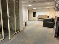 Eladó üzlethelyiség