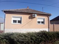 Eladó családi ház