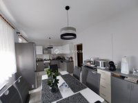 Eladó téglalakás, XVII. kerületben 119.9 M Ft, 5 szobás