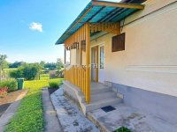 Eladó családi ház, Zsámbokon 45 M Ft, 3 szobás