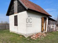 Eladó családi ház, Cegléden 5.9 M Ft, 1 szobás