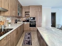 Eladó téglalakás, XVI. kerületben 175 M Ft, 4 szobás