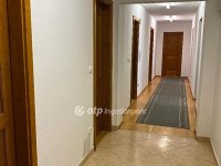 Eladó családi ház, Budakeszin 214 M Ft, 10 szobás