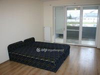 Eladó téglalakás, Vámosszabadin 45.99 M Ft, 1 szobás