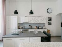 Kiadó téglalakás, albérlet