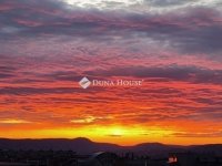 Eladó panellakás, X. kerületben 94 M Ft, 3 szobás