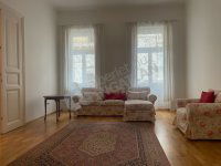 Kiadó téglalakás, albérlet