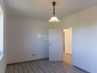 Eladó családi ház, Pomázon 199 M Ft, 5 szobás