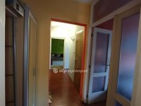 Eladó panellakás, Komlón 24.9 M Ft, 2 szobás