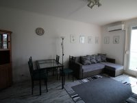 Kiadó panellakás, albérlet, Pécsett, Szigeti úton 160 E Ft / hó