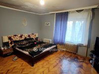 Eladó családi ház, Győrzámolyon 54 M Ft, 4 szobás