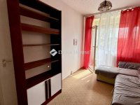 Eladó panellakás, Szegeden 58.9 M Ft, 4 szobás