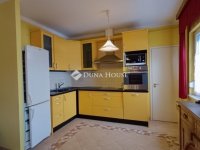 Eladó téglalakás, Kecskeméten 75 M Ft, 2 szobás
