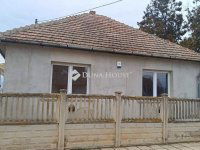 Eladó családi ház, Tápiószecsőn, Széchenyi utcában 59.9 M Ft