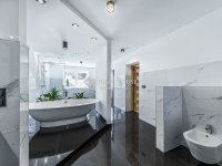 Eladó családi ház, Csobánkán 350 M Ft, 7 szobás