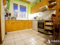 Eladó téglalakás, Békéscsabán 39.9 M Ft, 3 szobás