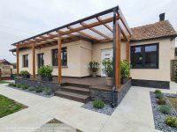 Eladó családi ház