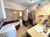 Eladó családi ház, Kecskeméten 109.999 M Ft, 5 szobás