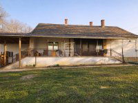 Eladó családi ház, Bucsután 18 M Ft, 3 szobás