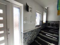 Eladó családi ház, Mogyoródon 170 M Ft, 5 szobás