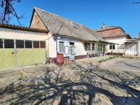 Eladó családi ház, Bogyiszlón 11.2 M Ft, 6 szobás