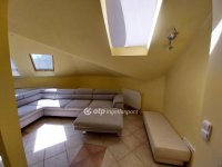 Eladó téglalakás, Nyíregyházán 84.9 M Ft, 5+2 szobás