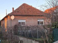 Eladó családi ház, Lőrinciben 36 M Ft, 3 szobás