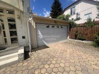 Eladó családi ház, Szegeden 150 M Ft, 4+1 szobás