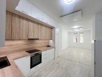 Eladó téglalakás, VII. kerületben 69.9 M Ft, 1+1 szobás