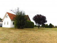 Eladó nyaraló, Mátyásdombon 55 M Ft, 5 szobás