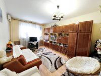 Eladó panellakás, Dunaújvárosban 32.9 M Ft, 2 szobás