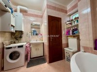 Eladó családi ház, Kecskeméten 149.9 M Ft, 9 szobás