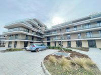 Eladó üzlethelyiség