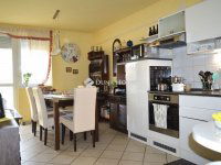 Eladó családi ház, Debrecenben 169 M Ft, 9 szobás