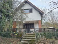 Eladó családi ház