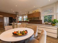 Eladó családi ház, Pilisvörösváron 318 M Ft, 5 szobás