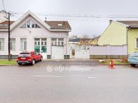 Eladó téglalakás, Nyíregyházán 112.8 M Ft, 3 szobás