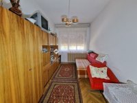 Eladó családi ház, XVII. kerületben 127.9 M Ft, 6 szobás