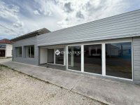 Eladó családi ház, Kecskeméten 100 M Ft, 2 szobás