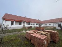 Eladó családi ház, Bezedeken 42 M Ft, 3 szobás
