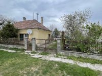 Eladó családi ház, Győrzámolyon 35 M Ft, 2 szobás