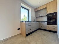 Eladó családi ház, Sárváron 81.9 M Ft, 4 szobás