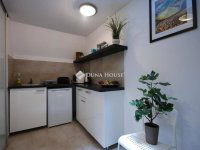 Eladó téglalakás, VI. kerületben 52.5 M Ft, 2 szobás