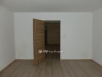 Eladó családi ház, Zalaszentgróton 35.9 M Ft, 2 szobás