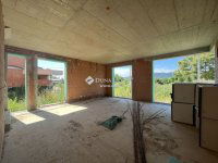 Eladó ikerház, III. kerületben 265 M Ft, 5 szobás