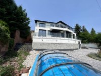 Eladó családi ház, Balatonalmádiban 559 M Ft, 6 szobás