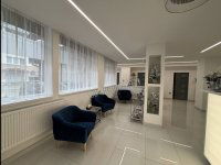 Eladó üzlethelyiség, Békéscsabán 200 M Ft, 7 szobás