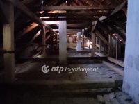 Eladó téglalakás, Vácon 21.9 M Ft, 1 szobás