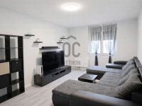 Eladó panellakás, Székesfehérvárott 59.9 M Ft, 4 szobás