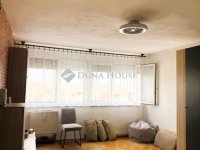 Eladó panellakás, Budapesten, XIV. kerületben 63.5 M Ft, 2 szobás